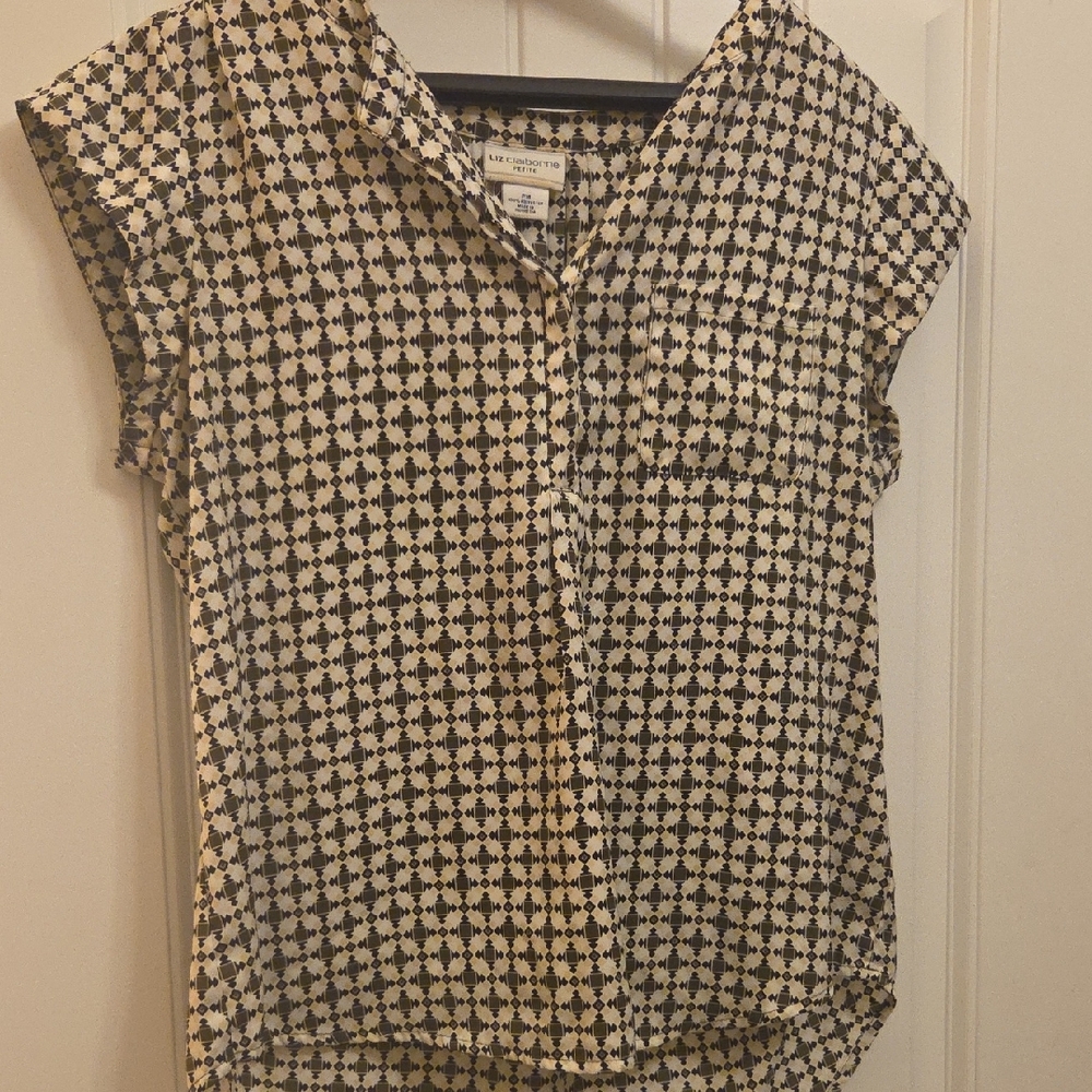 Liz Claiborne Gray and White Cap Sleeve Blouse